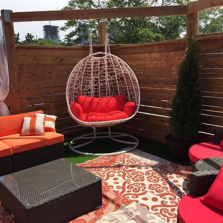 Two Peas Pod Hostel Toronto Exterior foto